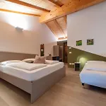 Κατάλυμα σε φάρμα 8 Grappoli Agritur *