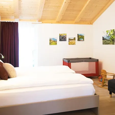 Gospodarstwo agroturystyczne 8 Grappoli Agritur Trydent