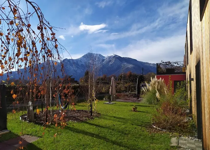 8 Grappoli Agritur Alloggio per agriturismo *